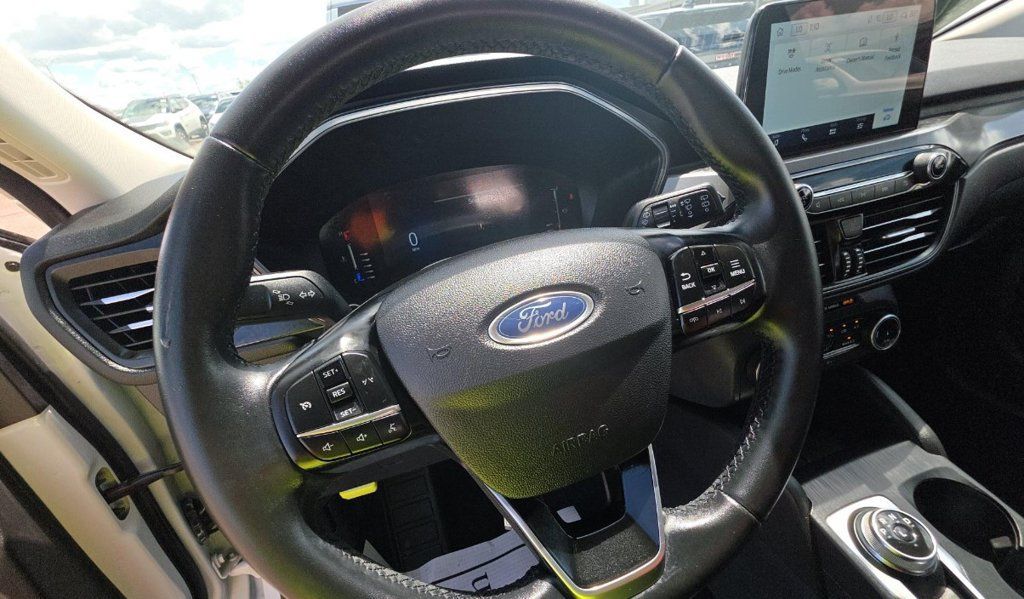 Used 2023 Ford Escape Active FWD image 5