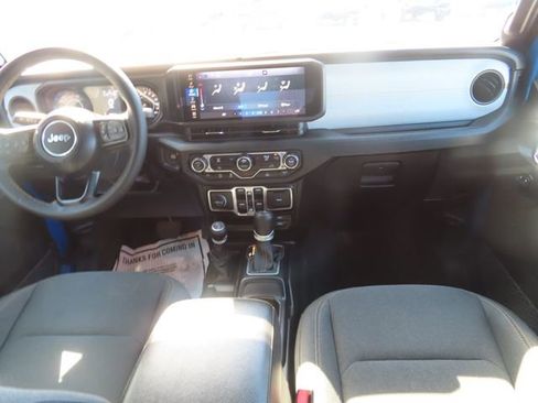 Used 2024 Jeep Wrangler Unlimited Sport AWD/4WD image 26