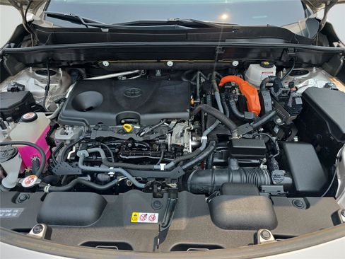 Used 2021 Toyota Venza Limited AWD/4WD image 31