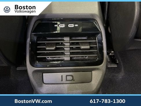 Used 2021 Volkswagen ID.4 Pro S image 26