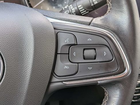 Used 2021 Buick Encore GX Select FWD image 25