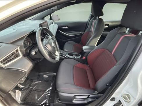 Used 2023 Toyota Corolla SE image 18