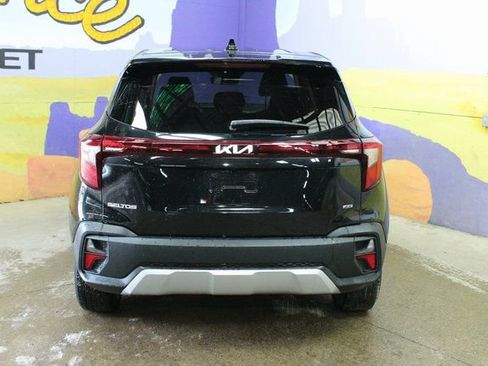 Used 2024 Kia Seltos LX image 7