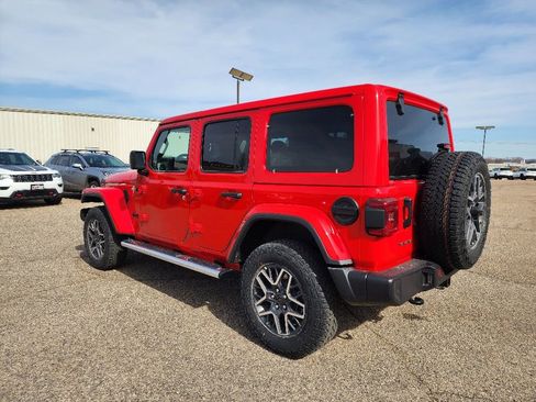 New 2025 Jeep Wrangler Unlimited Sahara w/ Dual Top Group AWD/4WD image 5
