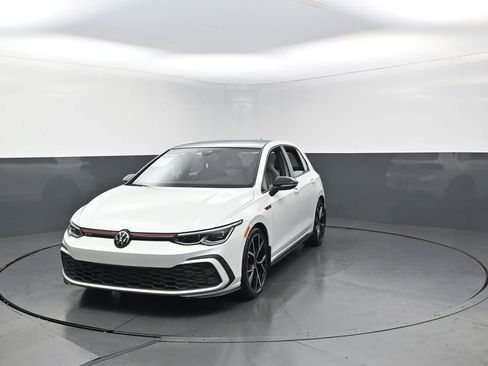 Used 2024 Volkswagen GTI SE w/ SE Leather Seats Package image 7