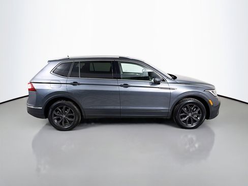 Certified 2023 Volkswagen Tiguan SE image 8