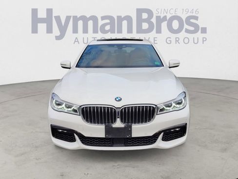 Used 2019 BMW 750i xDrive image 8