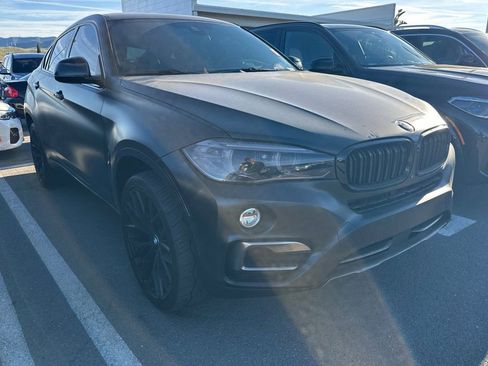 Used 2019 BMW X6 sDrive35i image 2