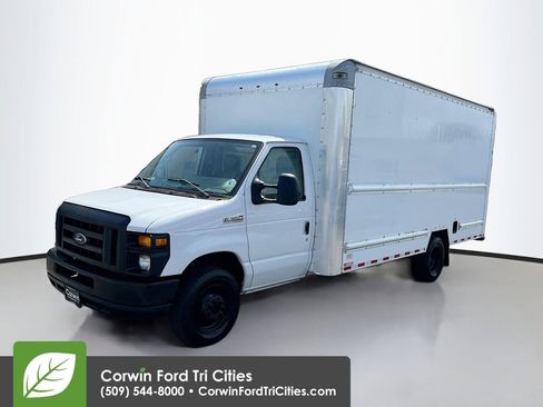 Used 2015 Ford E-350 and Econoline 350 Super Duty RWD image 5