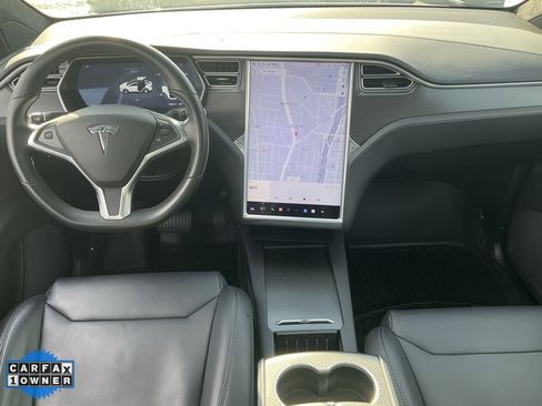 Used 2017 Tesla Model X 75D image 42