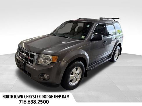 Used 2012 Ford Escape XLT AWD/4WD image 1