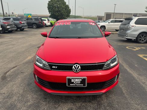 Used 2013 Volkswagen Jetta GLI Autobahn FWD image 2