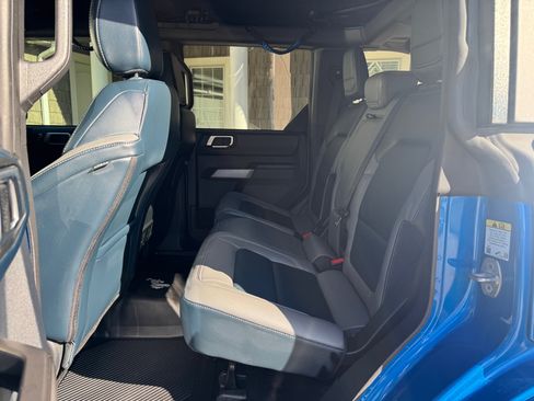 Used 2023 Ford Bronco Outer Banks image 14