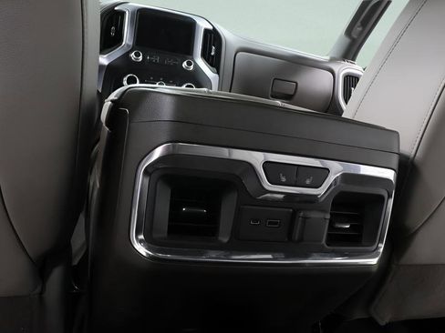 Used 2019 GMC Sierra 1500 SLT w/ SLT Premium Plus Package AWD/4WD image 26