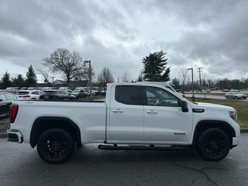Used 2020 GMC Sierra 1500 Elevation w/ Elevation Value Package image 7