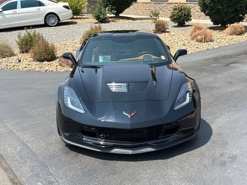 Used 2016 Chevrolet Corvette Z06 w/ 2LZ Preferred Equipment Group RWD image 5