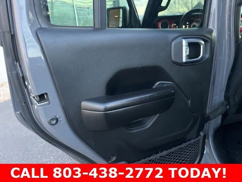 Used 2021 Jeep Gladiator Rubicon image 11