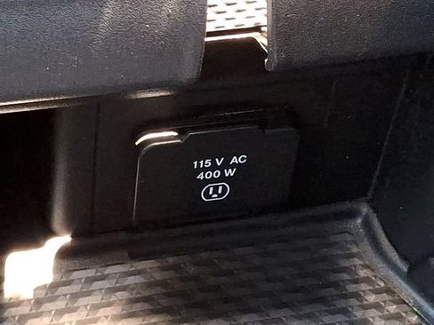 Certified 2026 RAM 1500 Laramie AWD/4WD image 25