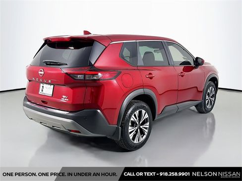 Certified 2023 Nissan Rogue SV image 5