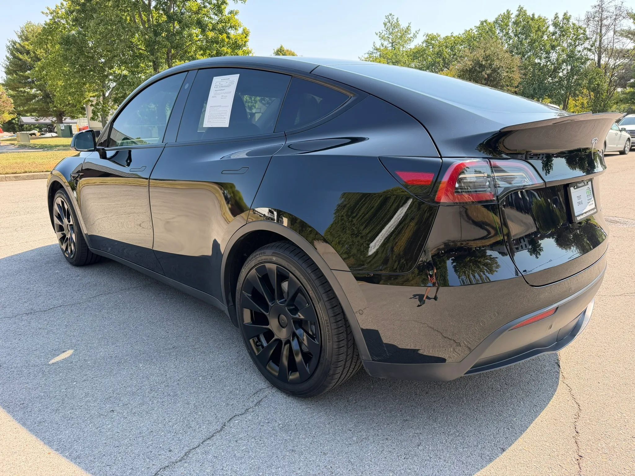 Used 2021 Tesla Model Y Long Range AWD/4WD image 7