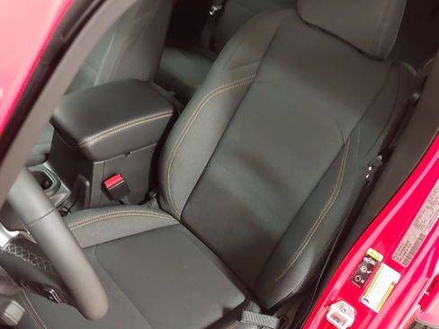 Used 2025 Jeep Wrangler Sahara w/ Safety Group AWD/4WD image 23