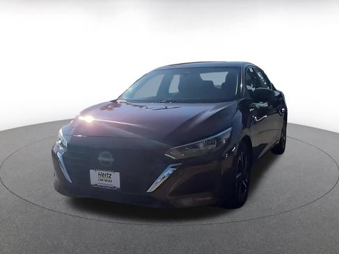 Used 2025 Nissan Sentra SV FWD image 4