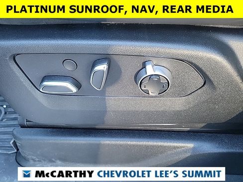 Used 2024 Cadillac Escalade ESV Sport Platinum w/ LPO, ONYX Package image 39