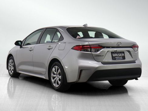 Used 2024 Toyota Corolla LE image 3