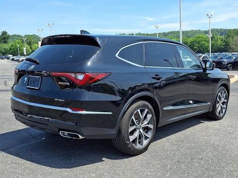 Used 2023 Acura MDX SH-AWD w/ Technology Package image 8