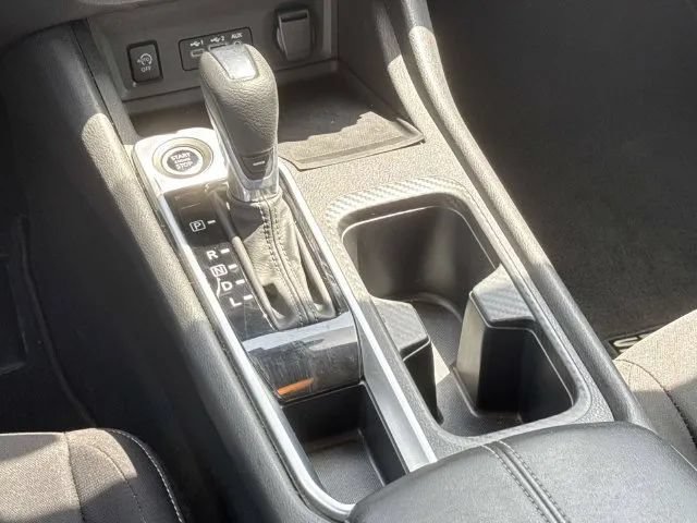 Certified 2025 Nissan Sentra SV FWD image 18