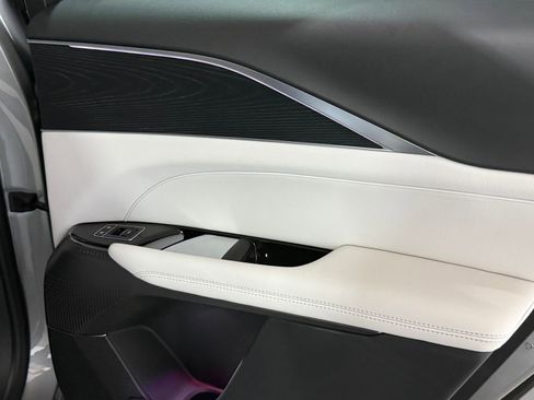 New 2026 Cadillac Lyriq Sport AWD/4WD image 18