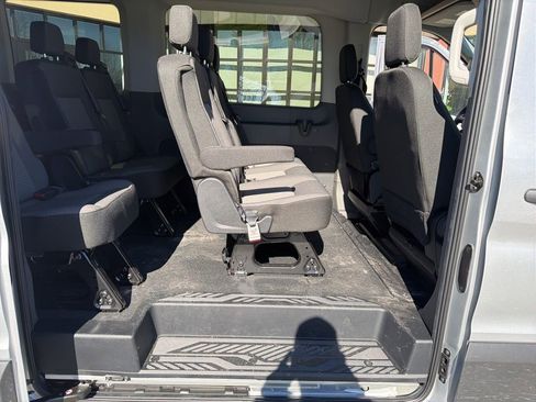 New 2026 Ford Transit 350 148 Medium Roof Wagon AWD image 23