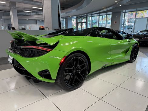 New 2026 McLaren 750S Spider image 6