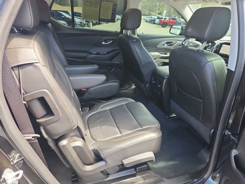 Used 2020 Chevrolet Traverse LT w/ LT Premium Package image 47