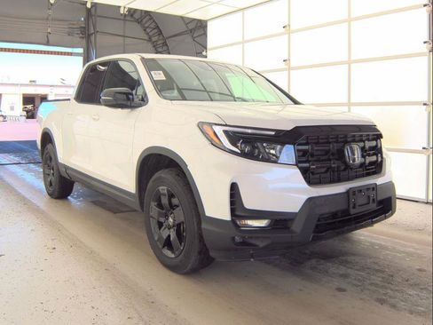 Used 2024 Honda Ridgeline Black Edition image 6