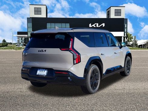 New 2026 Kia EV9 Land image 5