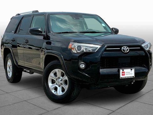 Used 2021 Toyota 4Runner SR5 RWD image 3