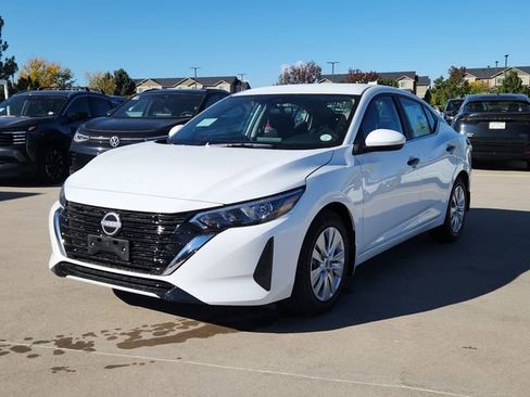 New 2025 Nissan Sentra S image 4