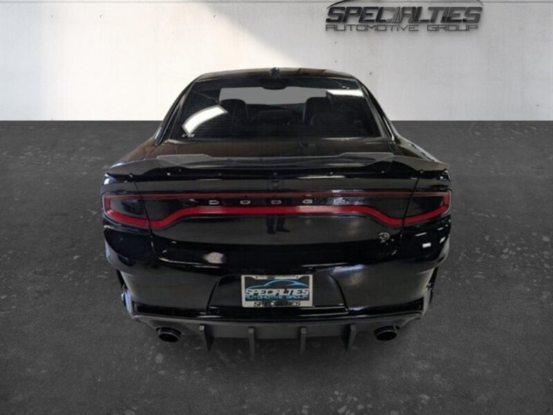 Used 2018 Dodge Charger SRT Hellcat w/ Harman/Kardon Audio Group RWD image 9