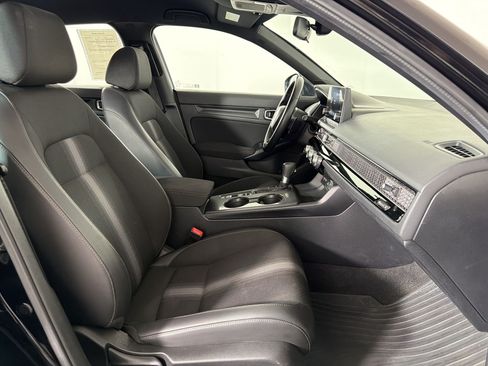 Used 2025 Honda Civic Sport image 21