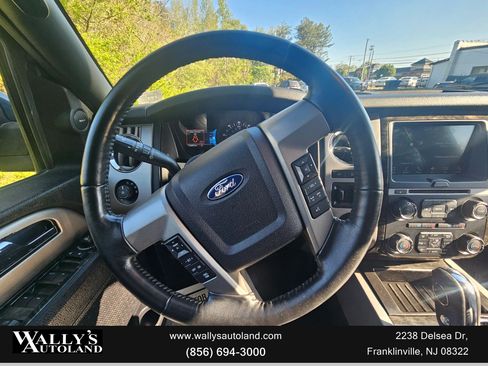 Used 2017 Ford Expedition Limited w/ Equipment Group 301A AWD/4WD image 40