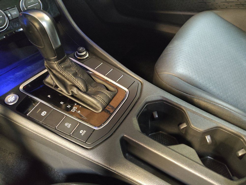 Used 2020 Volkswagen Jetta SEL FWD image 26