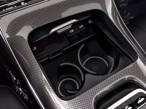 Certified 2025 Mercedes-Benz CLE 300 4MATIC Cabriolet image 33