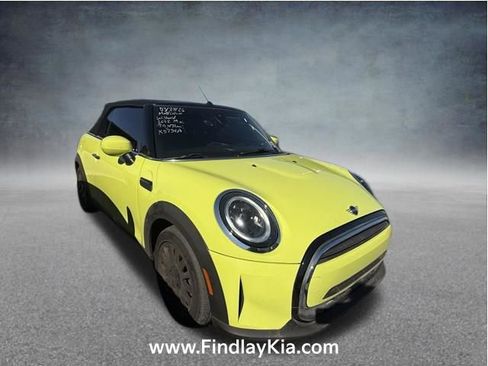 Used 2022 MINI Cooper Convertible w/ Premium Package image 2