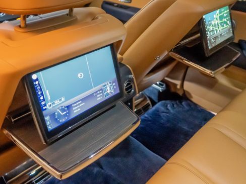 Used 2020 Rolls-Royce Cullinan AWD/4WD image 26
