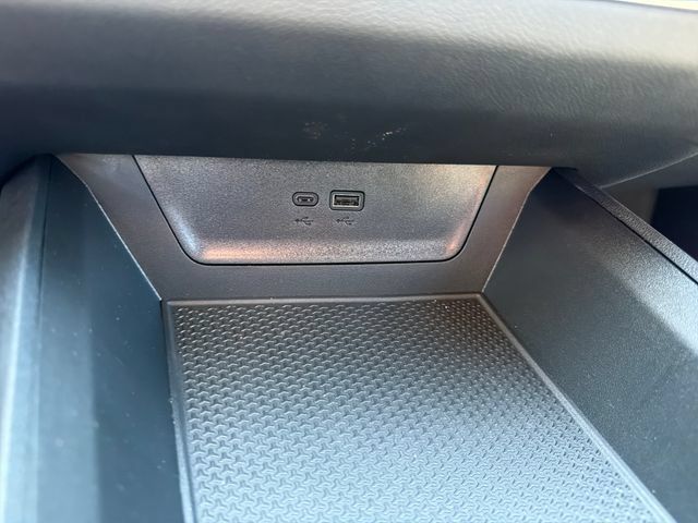 Used 2026 Chevrolet Equinox LT w/ Midnight Edition FWD image 31