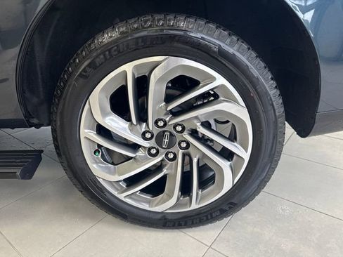 Used 2025 Lincoln Navigator Reserve AWD/4WD image 30