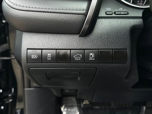 Used 2024 Toyota Camry LE image 18