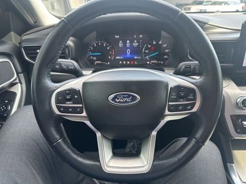 Used 2023 Ford Explorer XLT w/ Equipment Group 202A image 35