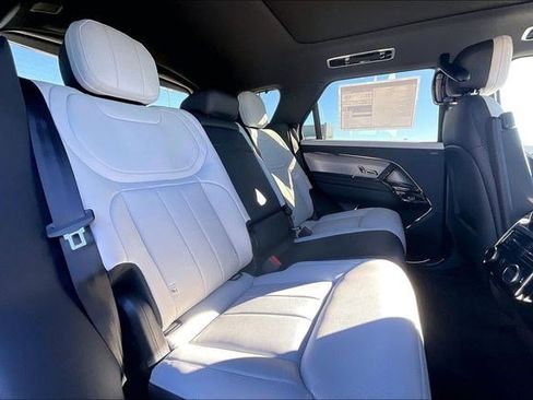 New 2025 Land Rover Range Rover Sport Dynamic SE image 11